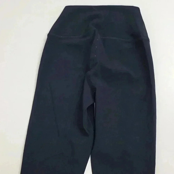 Alo Yoga Ripped Warrior Leggings - Picture 10 of 14